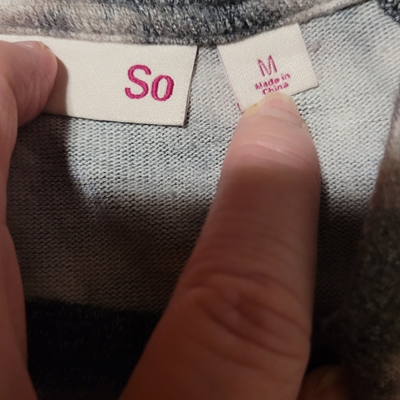 So Black Gray Purple Tie Dye Soft Fade Sweater Size Medium - Picture 10 of 12